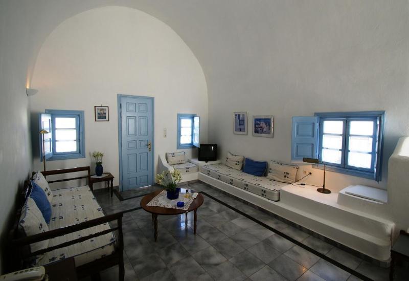 هتل Aethrio Sunset Village   Oia