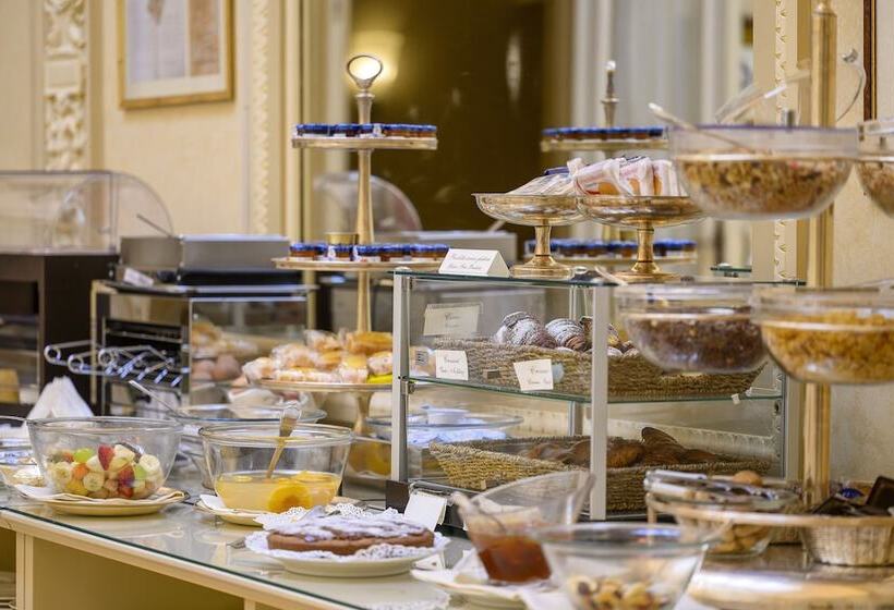 호텔 Albergo Reggio