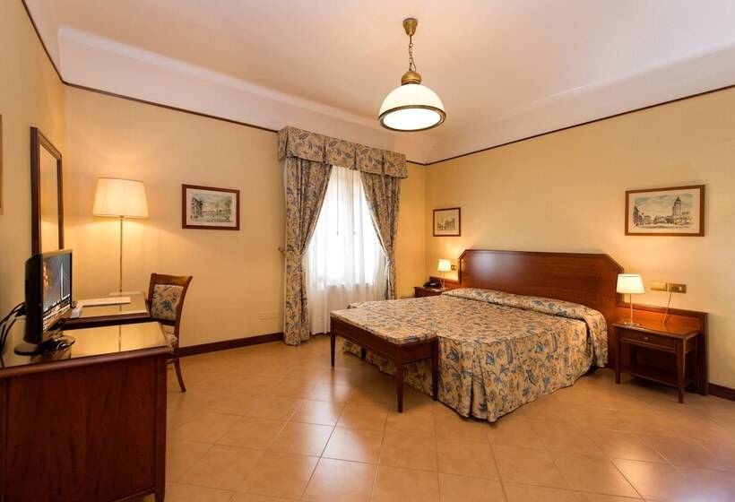 호텔 Albergo Reggio