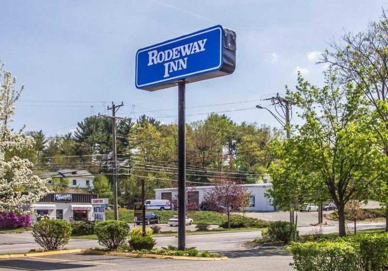 בית מלון כפרי Americas Best Value Inn Torrington Ct