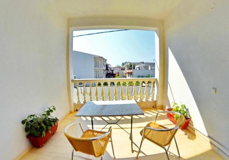 Casa Blue Hotel, Philian Hotels And Resorts