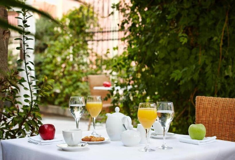 Отель Aria Lito Mansion