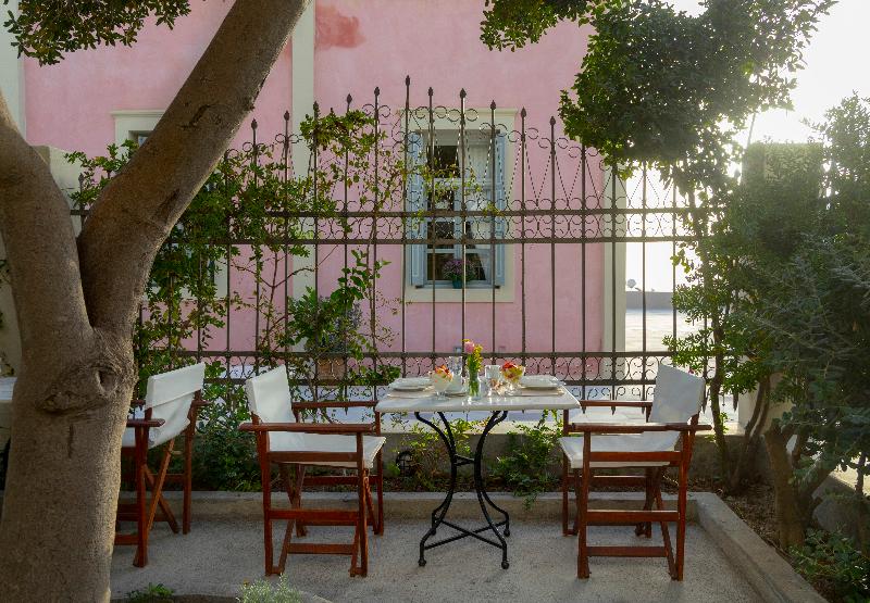 Отель Aria Lito Mansion