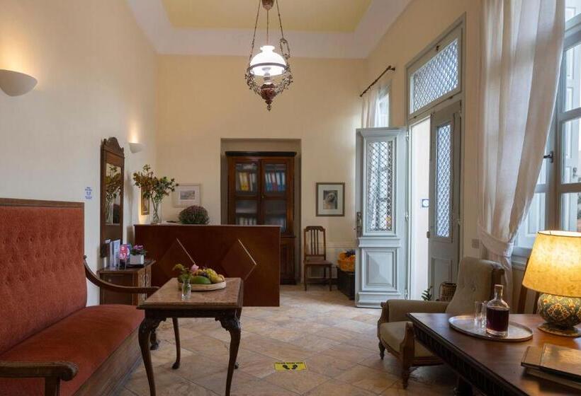 Отель Aria Lito Mansion