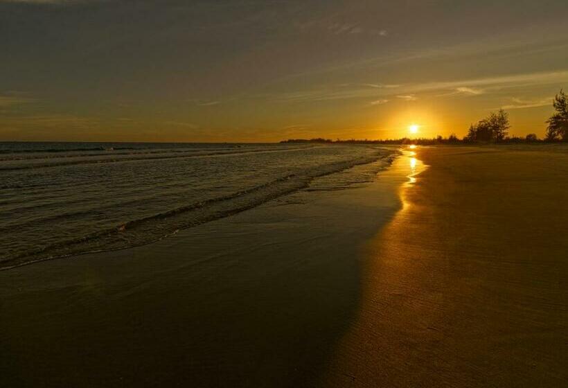 هتل Azerai Ke Ga Bay