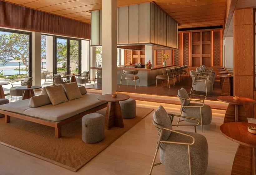 هتل Azerai Ke Ga Bay