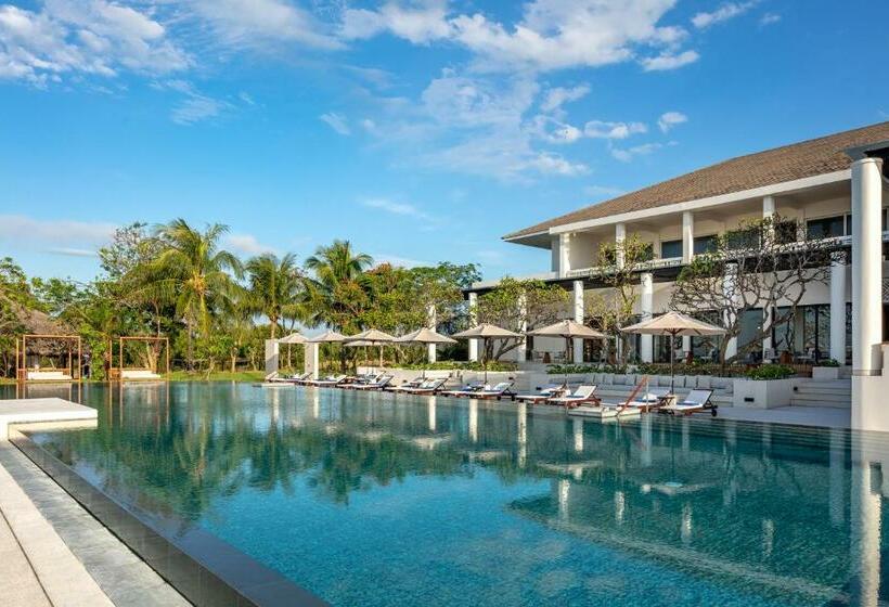 هتل Azerai Ke Ga Bay