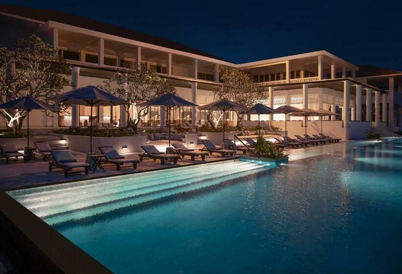 هتل Azerai Ke Ga Bay