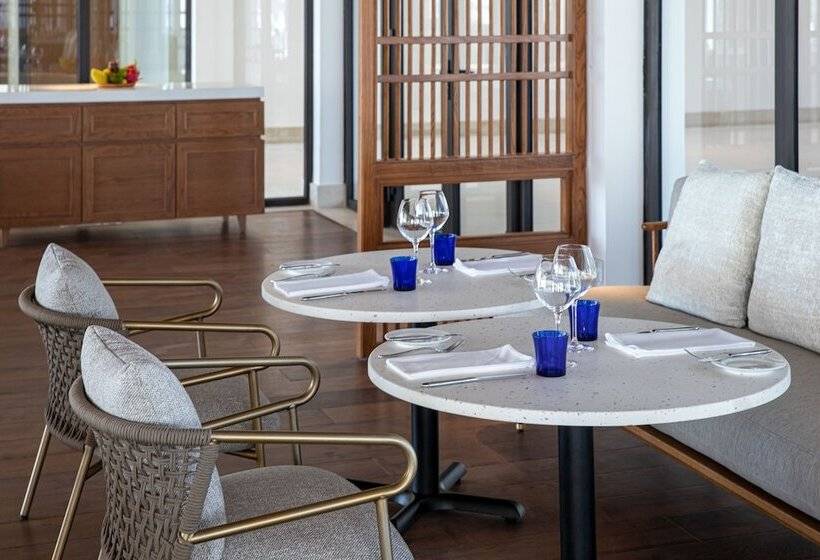 هتل Azerai Ke Ga Bay