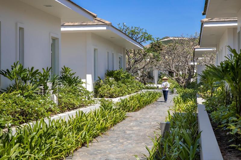 هتل Azerai Ke Ga Bay