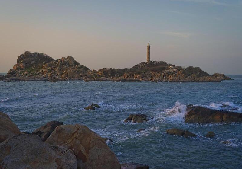 هتل Azerai Ke Ga Bay