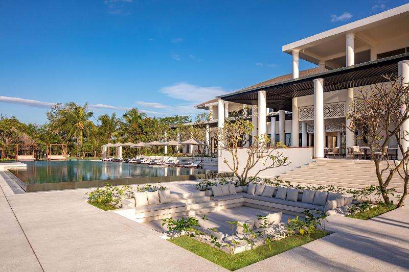 هتل Azerai Ke Ga Bay