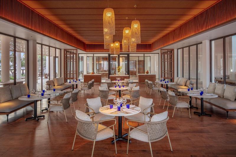 هتل Azerai Ke Ga Bay