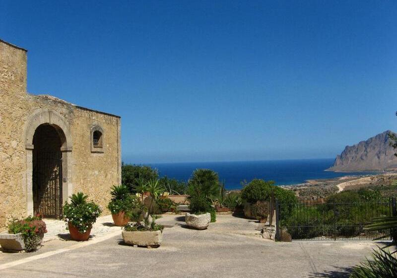 ホテル Baglio Santacroce