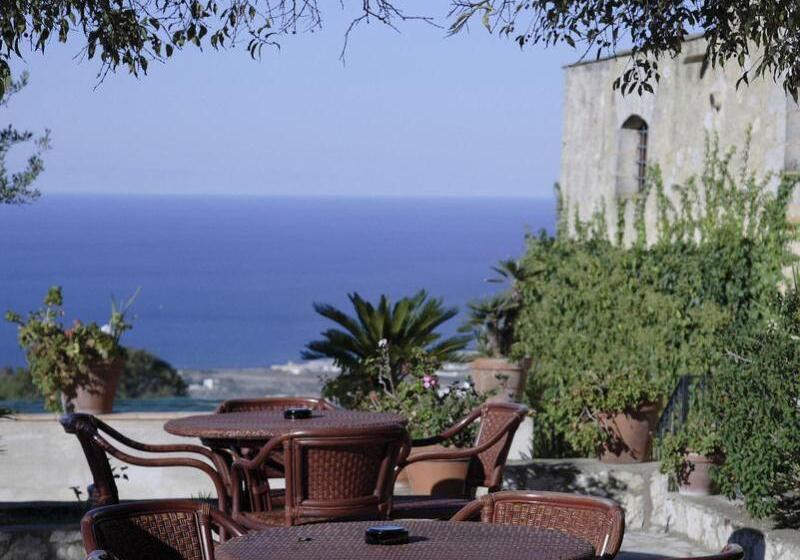 ホテル Baglio Santacroce