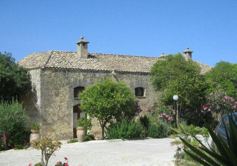 ホテル Baglio Santacroce