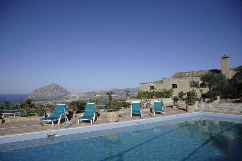 ホテル Baglio Santacroce