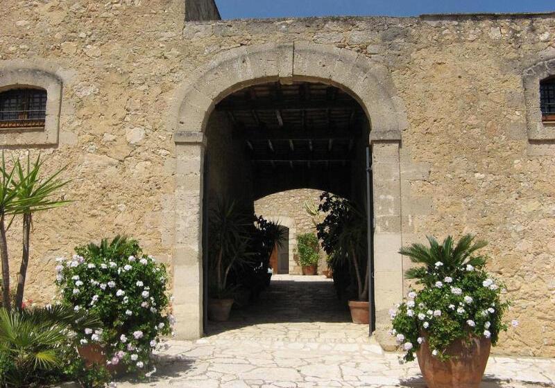 ホテル Baglio Santacroce