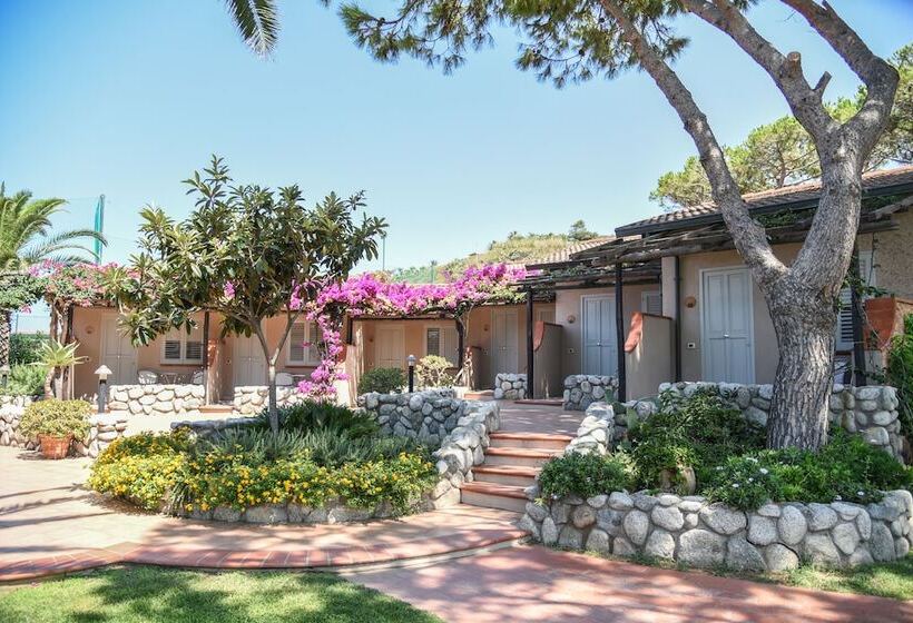 호텔 Baia Del Sole Resort