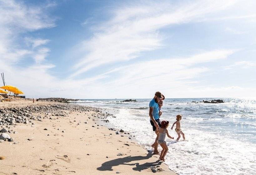 호텔 Baia Del Sole Resort