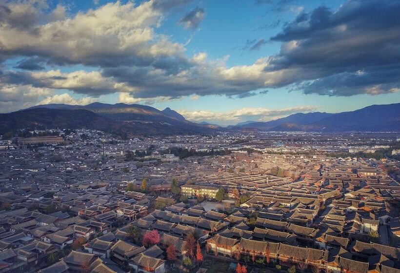 هتل Banyan Tree Lijiang