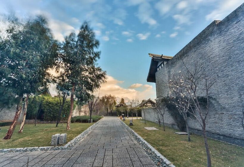 هتل Banyan Tree Lijiang