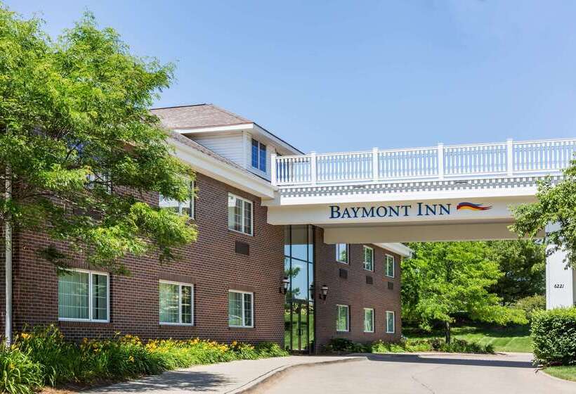 هتل Baymont By Wyndham Des Moines Airport