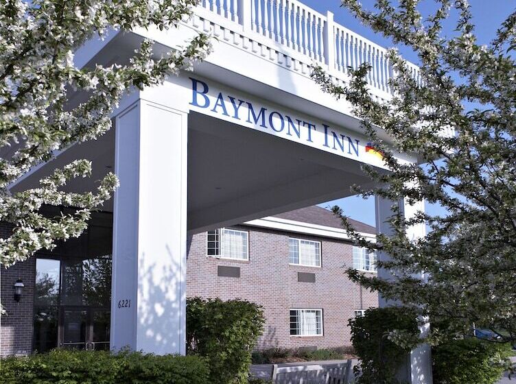 בית מלון כפרי Baymont By Wyndham Des Moines Airport
