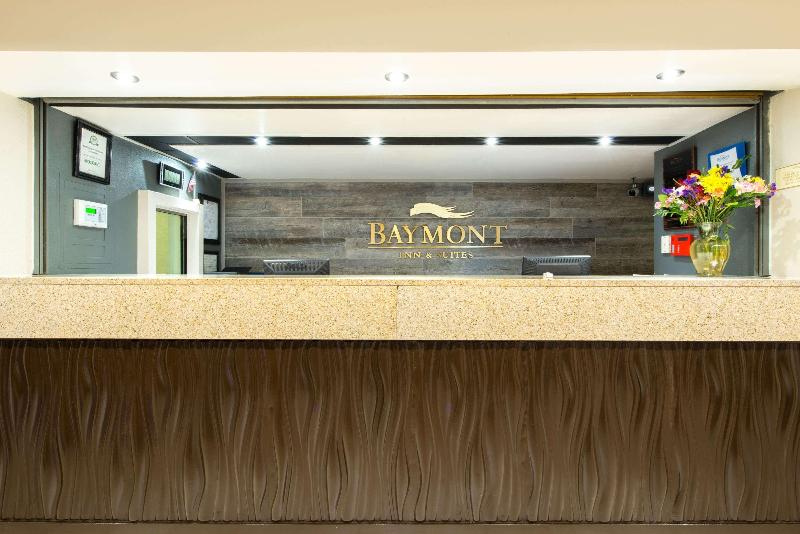 هتل Baymont By Wyndham Louisville East