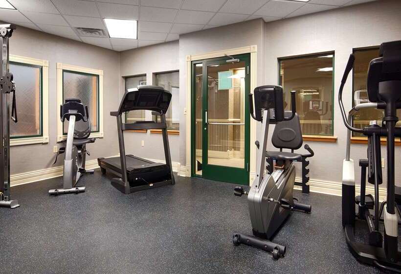 호텔 Best Western Plus Kalamazoo Suites