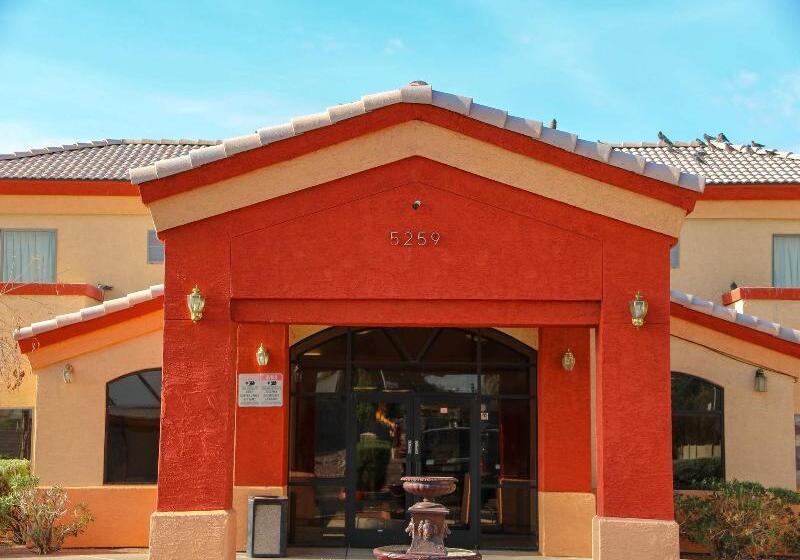 ホテル Budget Inn