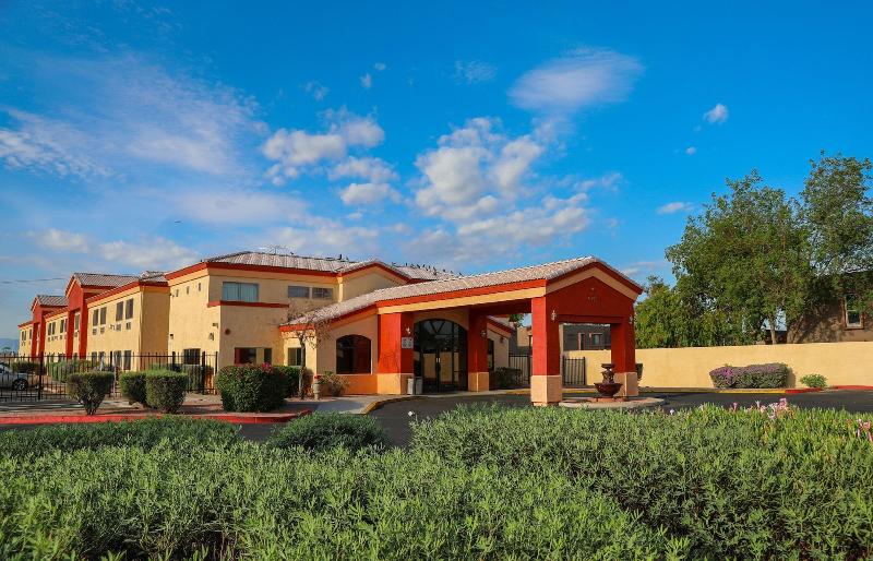 ホテル Budget Inn