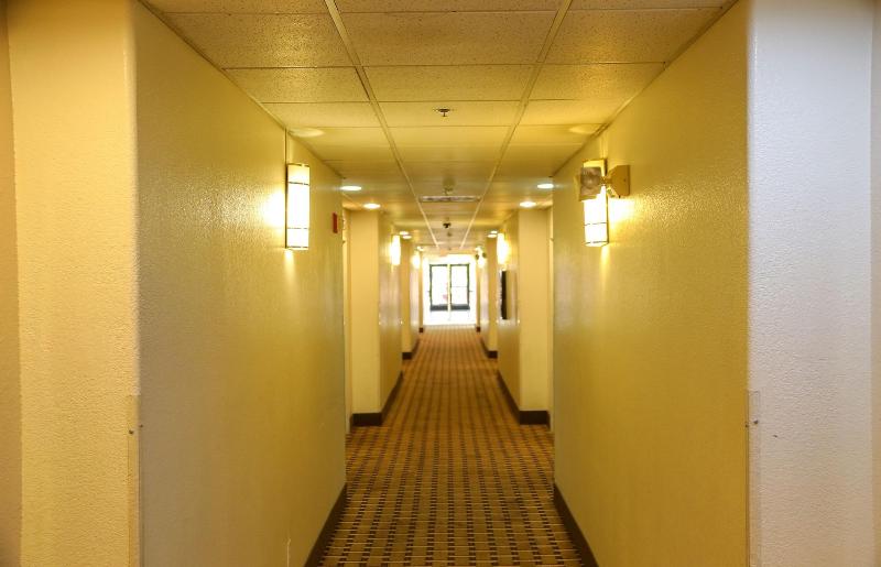 ホテル Budget Inn