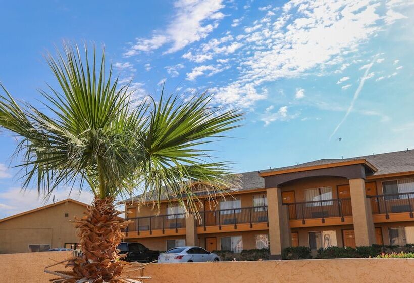 ホテル Budget Inn