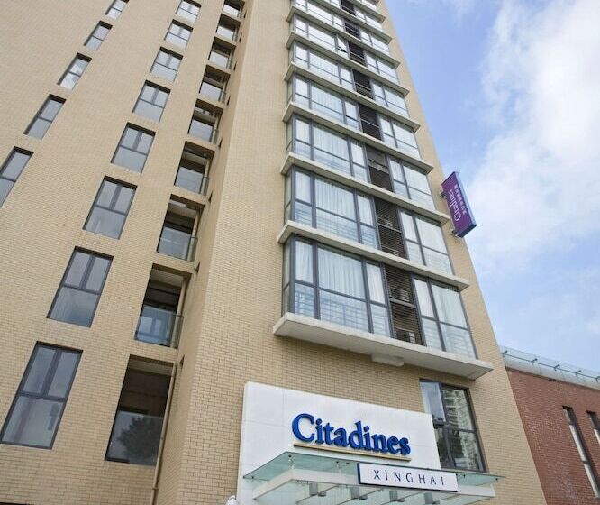 Отель Citadines Xinghai Suzhou
