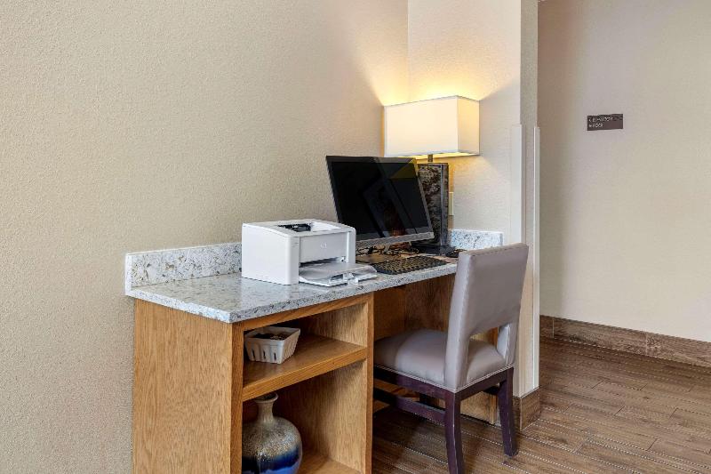 호텔 Comfort Inn & Suites Albuquerque Downtown