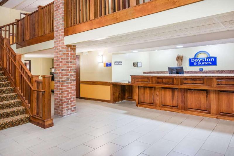 فندق Comfort Inn & Suites