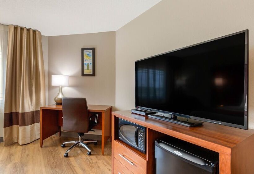 فندق Comfort Inn & Suites