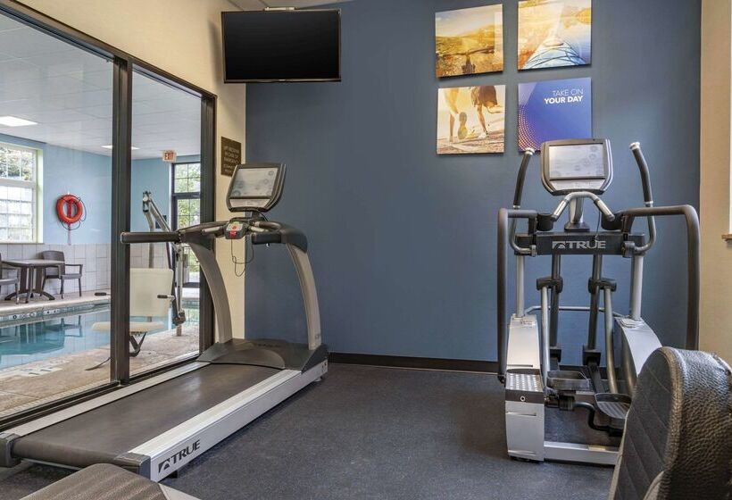 ホテル Comfort Inn University