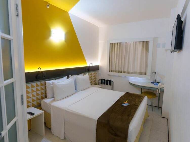 هتل Ibis Budget Salvador