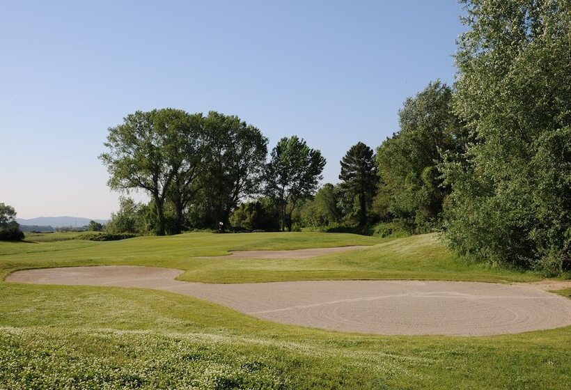 Отель Continental Resort