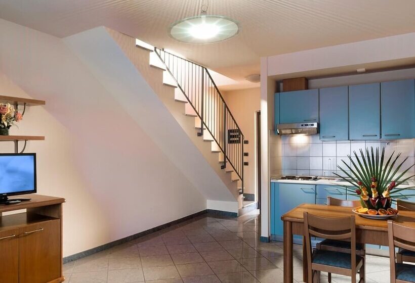 فندق Continental Resort