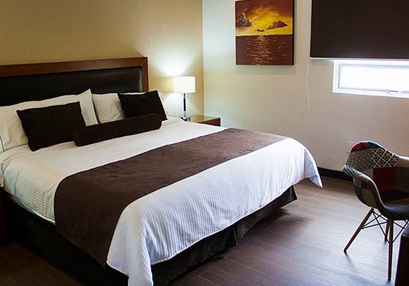 Country Hotel & Suites