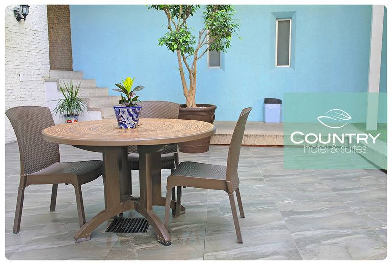 Country Hotel & Suites