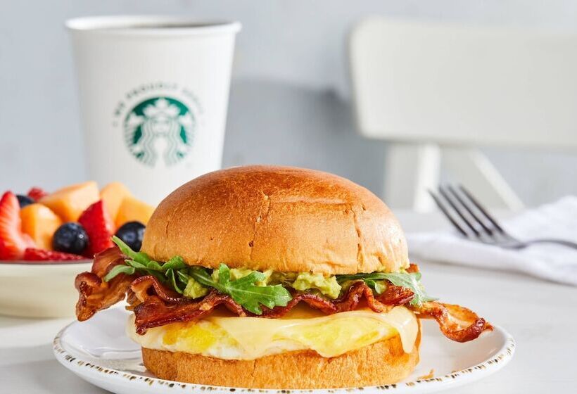 ホテル Courtyard By Marriott Jersey City Newport