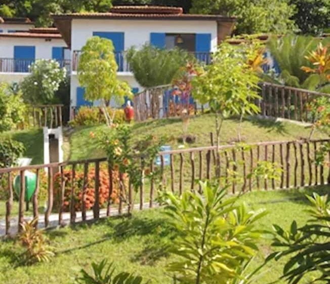 בית מלון כפרי D Beach Resort