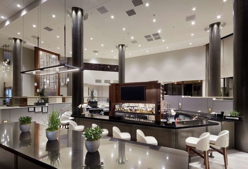 فندق Doubletree By Hilton Dallas Near The Galleria