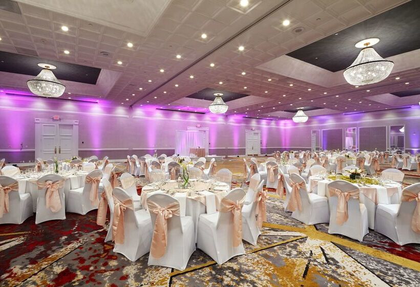 فندق Doubletree By Hilton Dallas Near The Galleria