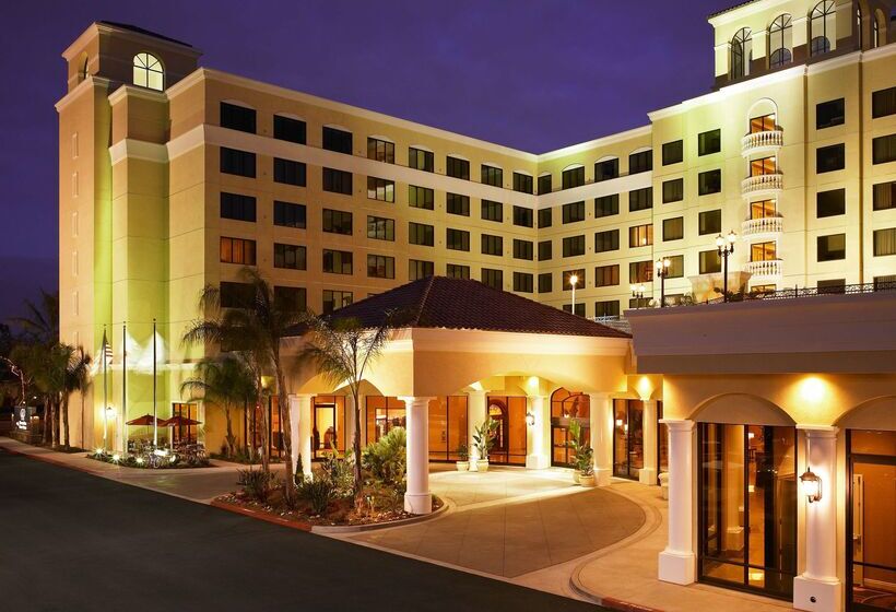 ホテル Doubletree Suites By Hilton Anaheim Rsrt   Conv Cntr