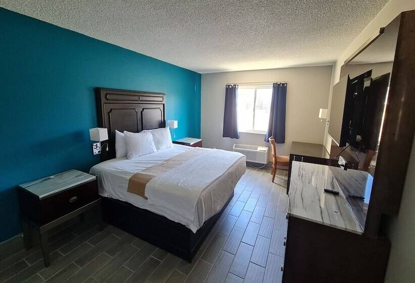 فندق Bloomington Inn I 55 And I 74